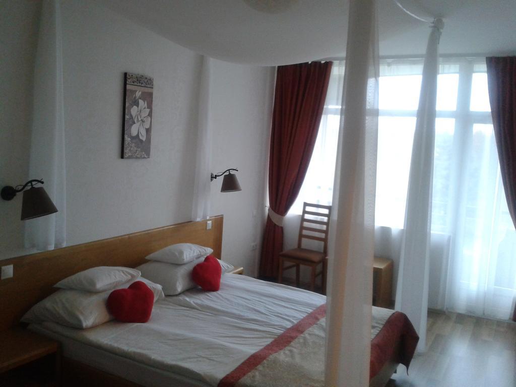 Hotel Claudius Szombathely Ngoại thất bức ảnh