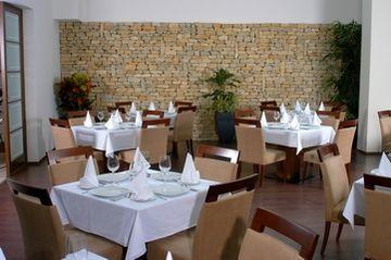 Hotel Claudius Szombathely Ngoại thất bức ảnh
